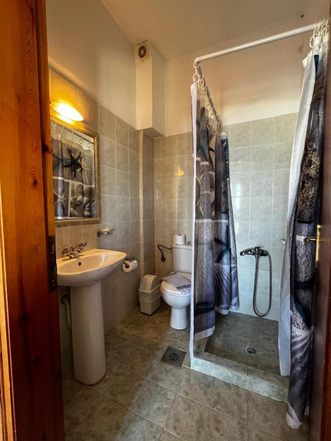 Michael Apartments Agia Marina  Luaran gambar