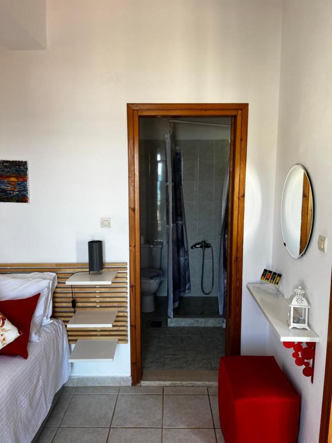 Michael Apartments Agia Marina  Luaran gambar