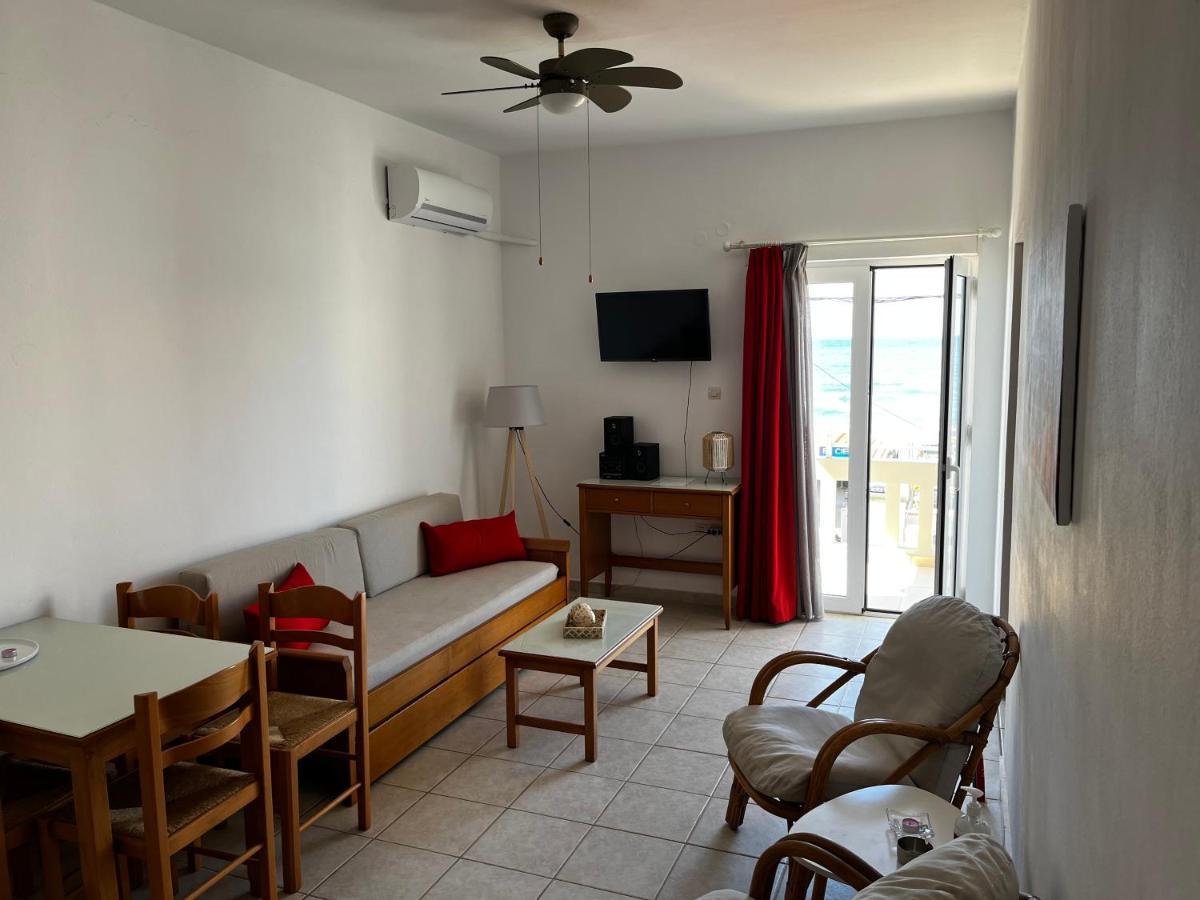 Michael Apartments Agia Marina  Luaran gambar